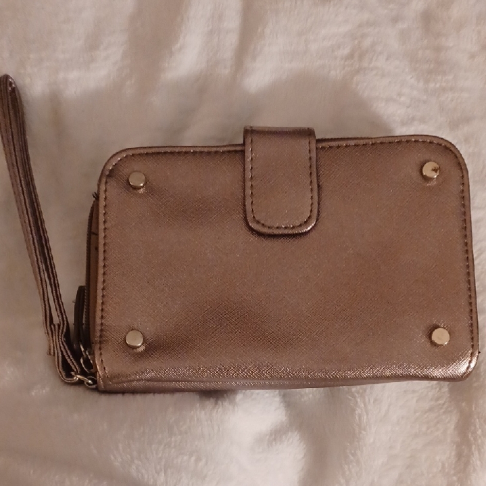 Guang Tong Rose Gold Wristlet Clutch Wallet